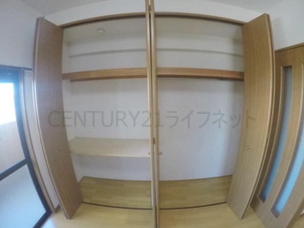 吹田市広芝町のマンション