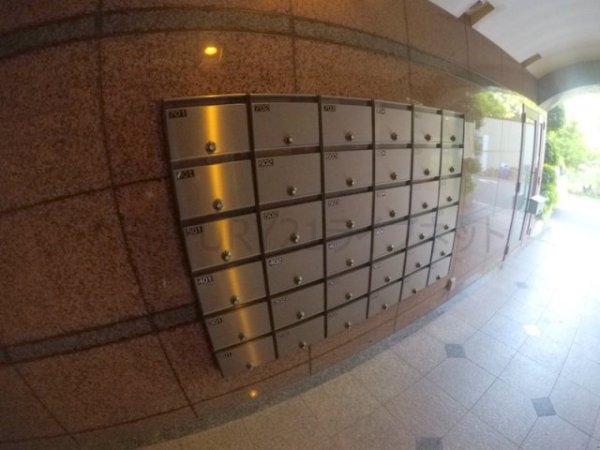吹田市広芝町のマンション
