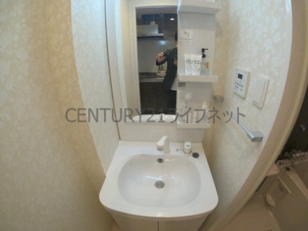 大阪市淀川区西三国１丁目のマンション