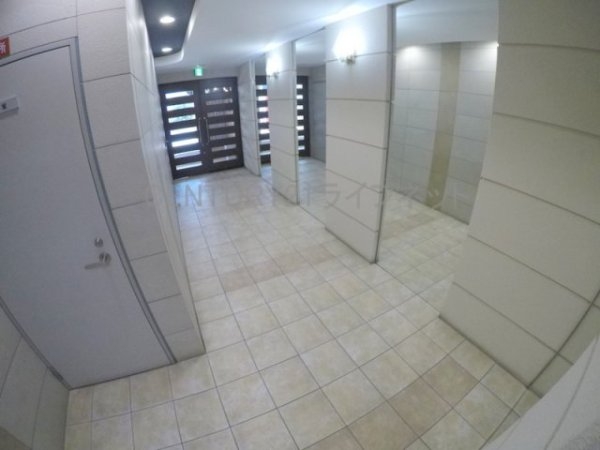 吹田市江坂町２丁目のマンション