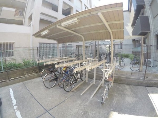 吹田市江坂町２丁目のマンション