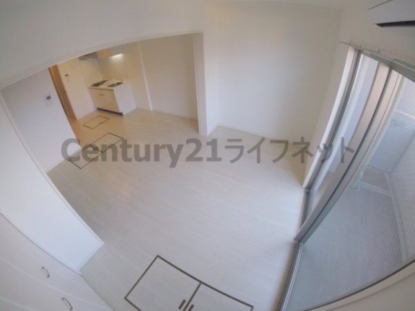 大阪市淀川区三国本町３丁目のマンション