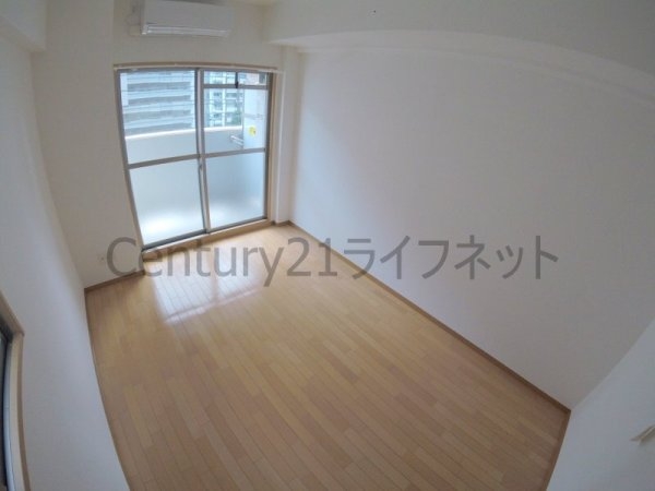 大阪市北区南森町２丁目のマンション