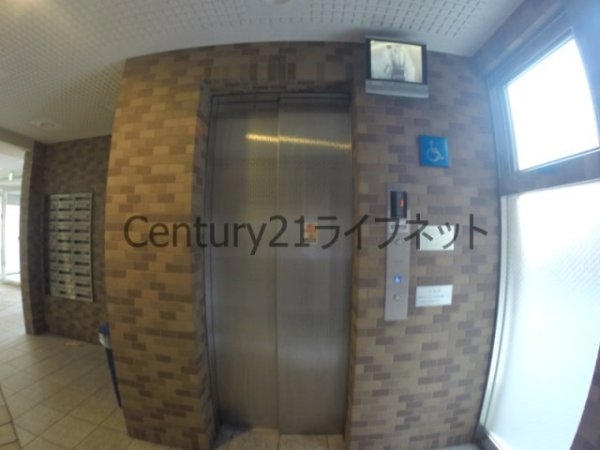 大阪市淀川区十三東１丁目のマンション