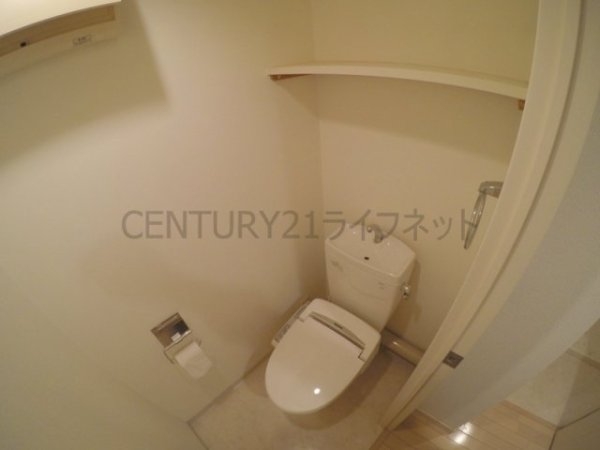 大阪市淀川区十三東１丁目のマンション