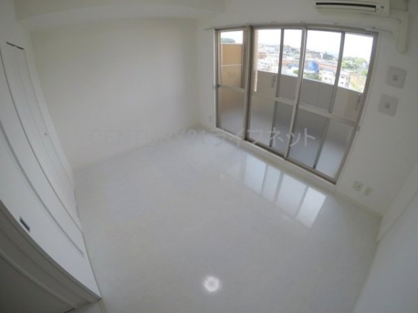 吹田市垂水町２丁目のマンション