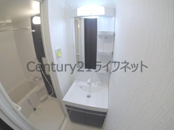 大阪市北区南森町２丁目のマンション