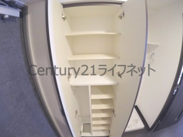 大阪市北区南森町２丁目のマンション