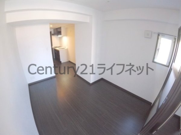 大阪市北区南森町２丁目のマンション