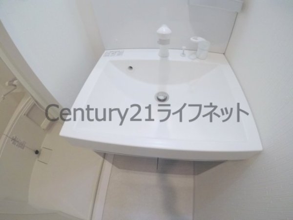 大阪市北区南森町２丁目のマンション