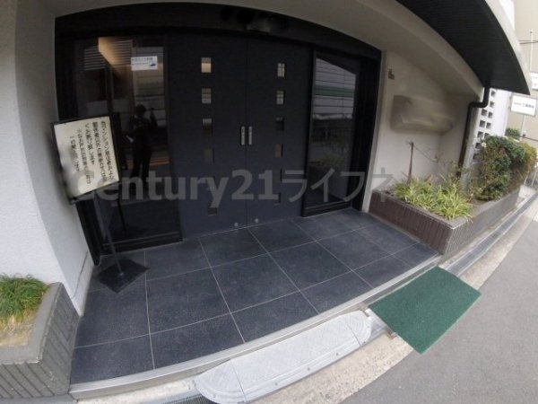 大阪市北区南森町１丁目のマンション