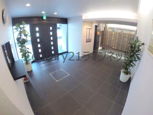 大阪市北区南森町１丁目のマンション