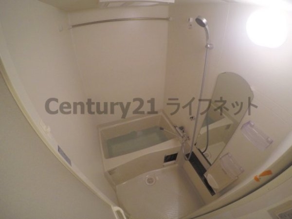 大阪市淀川区西三国２丁目のマンション