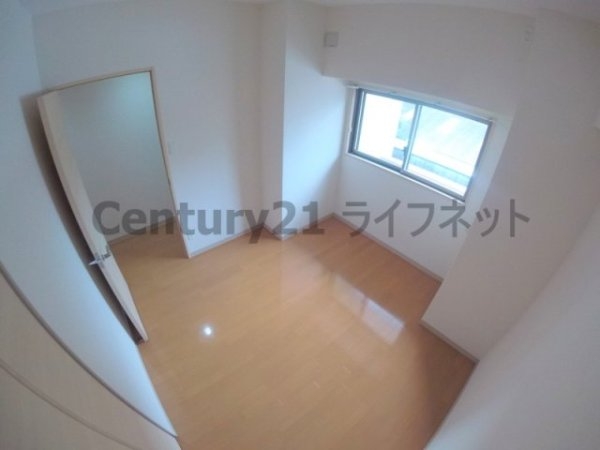 大阪市淀川区東三国６丁目のマンション