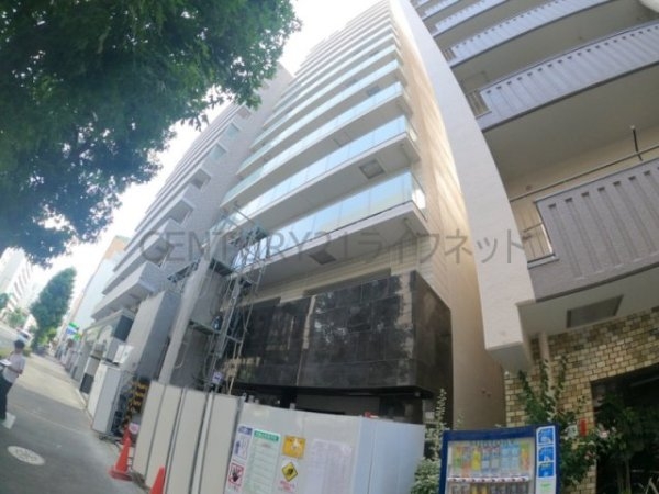 大阪市北区南森町２丁目のマンション