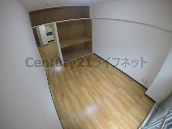 大阪市淀川区東三国６丁目のマンション