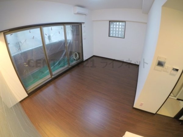 大阪市淀川区十三東４丁目のマンション