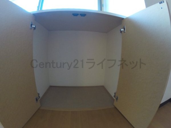 プロミネントコート
