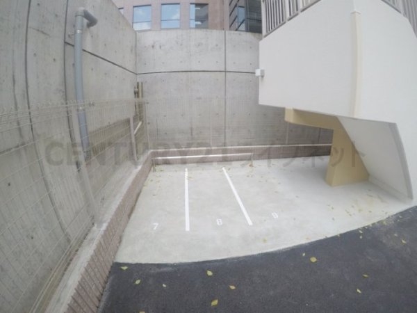 セレニテ江坂アリア
