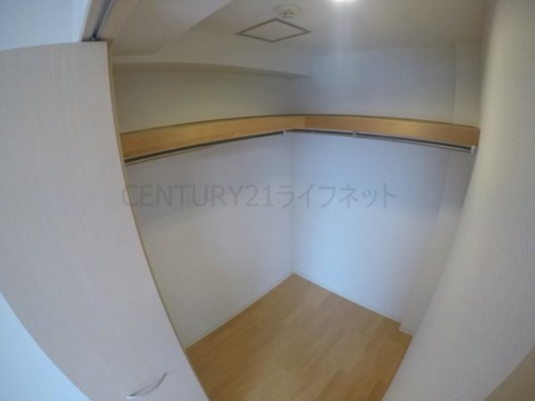 吹田市江坂町３丁目のマンション