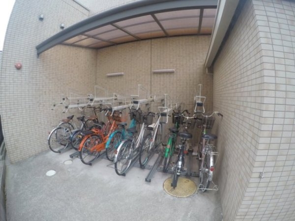 吹田市江坂町３丁目のマンション