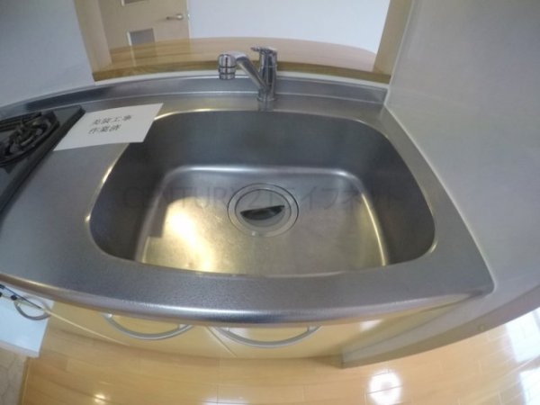 吹田市江坂町３丁目のマンション