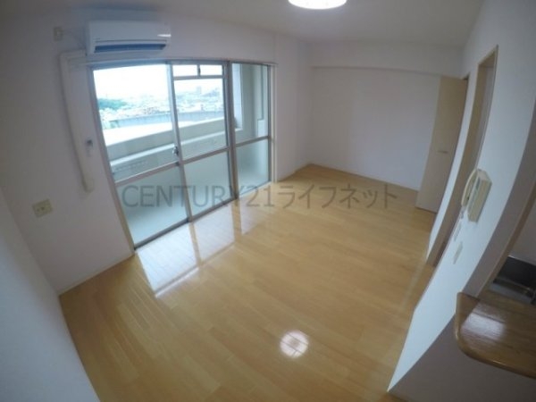 吹田市江坂町３丁目のマンション