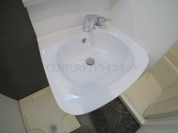 レジュールアッシュ三国本町