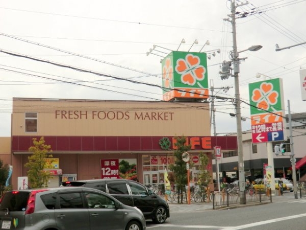 プレサンス神崎川ファインブレス(ライフ三津屋店)