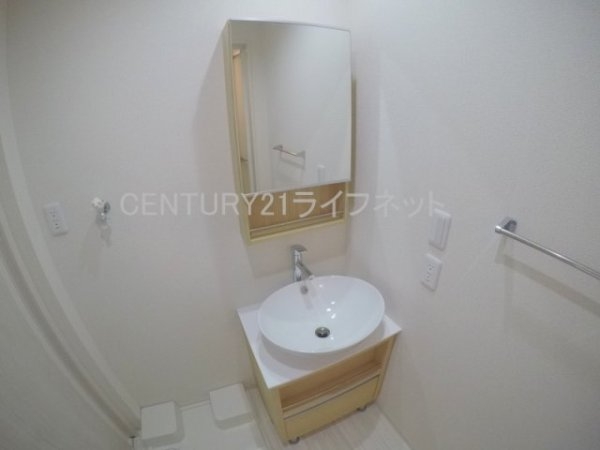 大阪市東淀川区西淡路３丁目のアパート