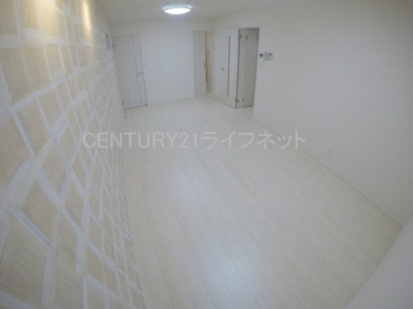 大阪市東淀川区西淡路３丁目のアパート