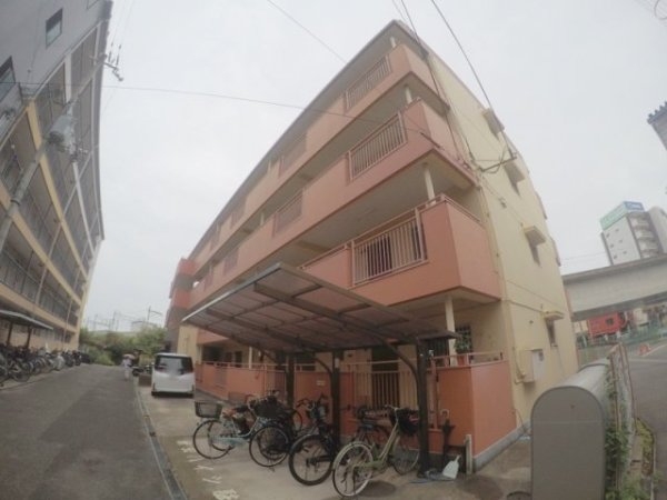 米虫ハイツ