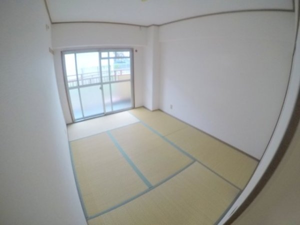 米虫ハイツ