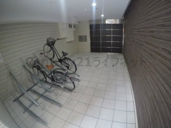 大阪市淀川区東三国２丁目のマンション