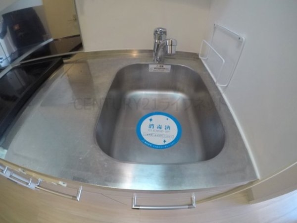 セレニテ江坂四番館