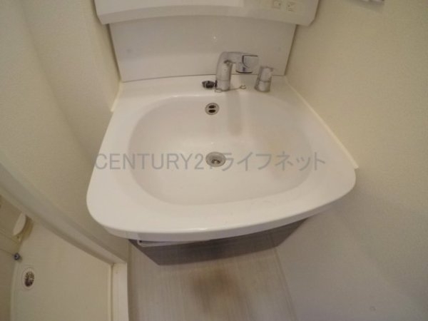 プレサンス新大阪イオリア