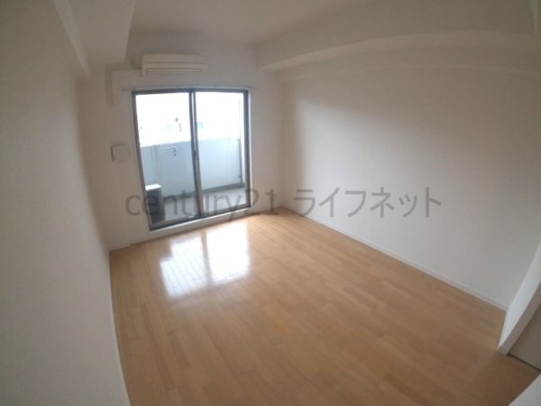 ジュネーゼロイヤルレジデンス梅田東