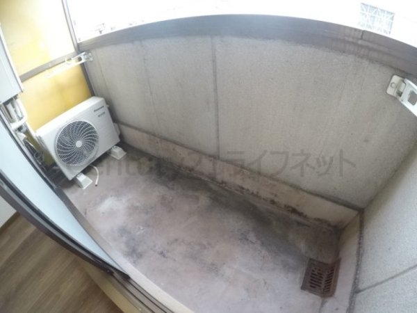 大阪市淀川区十三東３丁目のマンション