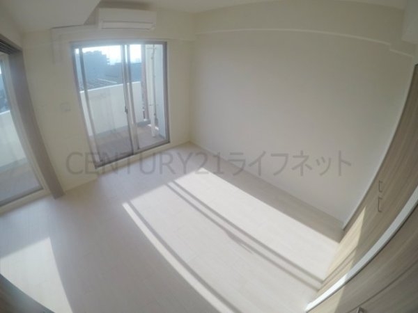 スプランディッド江坂駅前