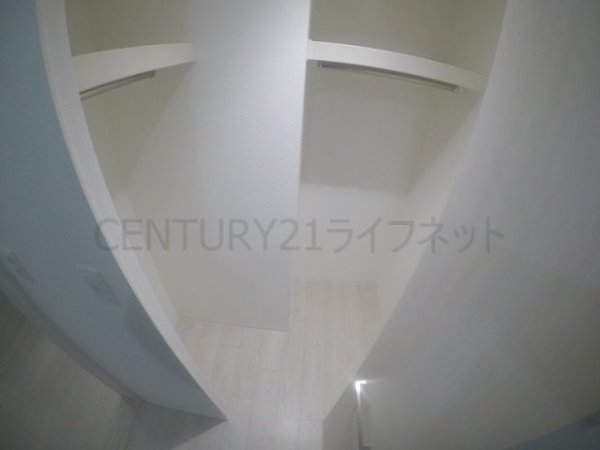 レオンコンフォート十三