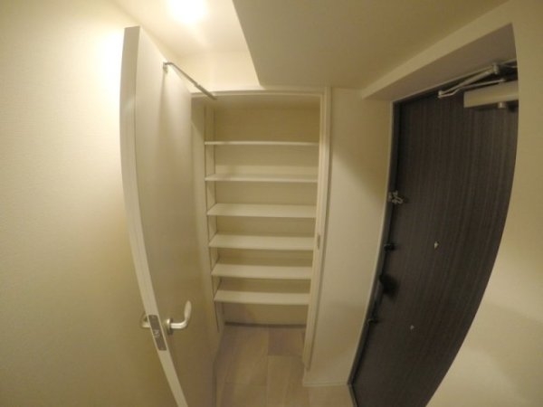 コンフォリアリヴ南森町2