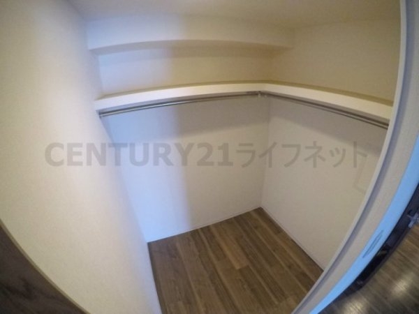フレール江坂レジデンシャル