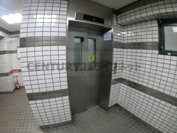 メゾンルミエール