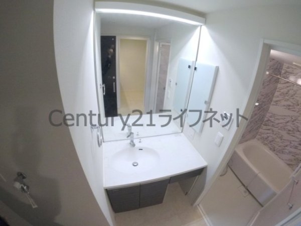 Y'sCourt東梅田