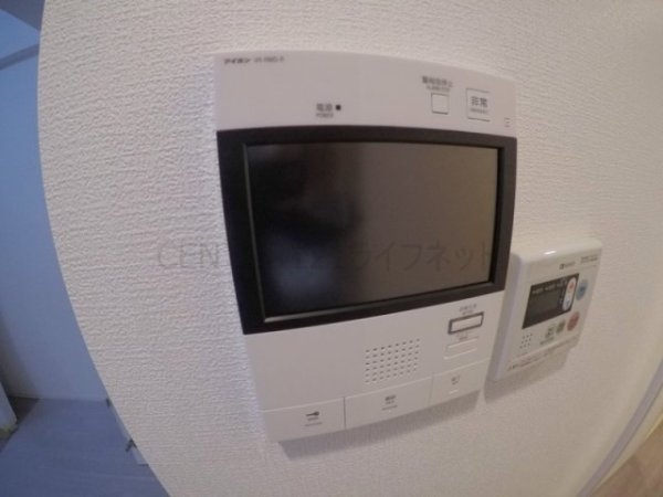 プレサンス江坂ベルフィーヌ