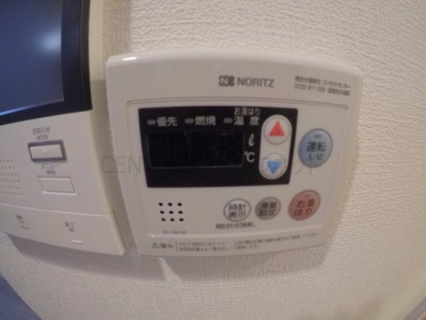 プレサンス江坂ベルフィーヌ