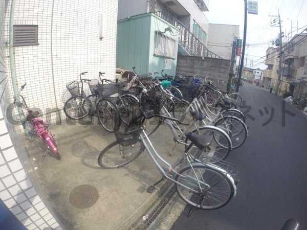 大阪市東淀川区西淡路３丁目のマンション