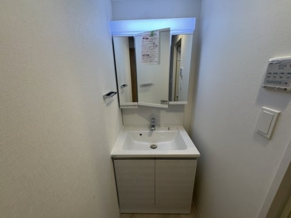 スプランディッド8
