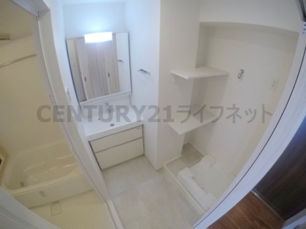 大阪市淀川区木川東４丁目のマンション