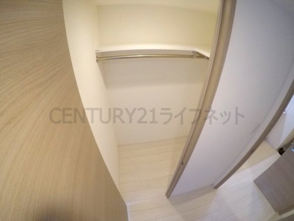 ワールドアイ江坂アルバ